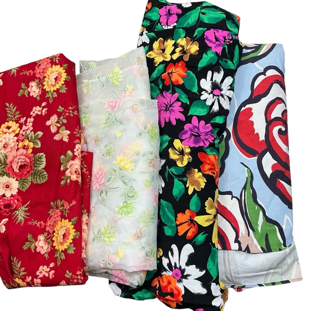 Vintage floral fabric bundle set of 4